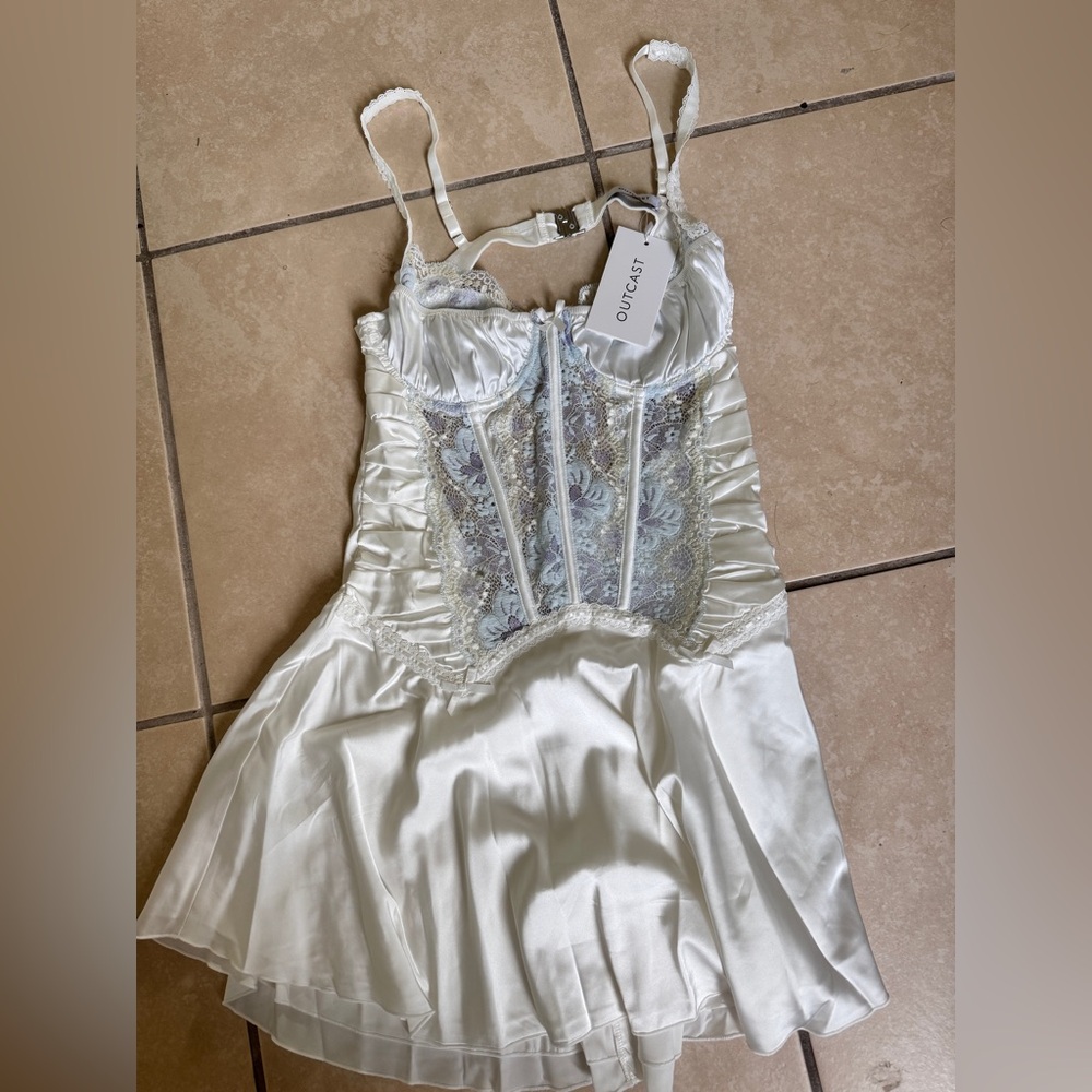 Outcast Eternal Mini Dress White Lace Satin (White, Large, NWT) - Picture 4 of 6